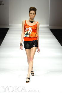 丝韵飞扬 嵊州中国真丝产品2010春夏时装秀场直击